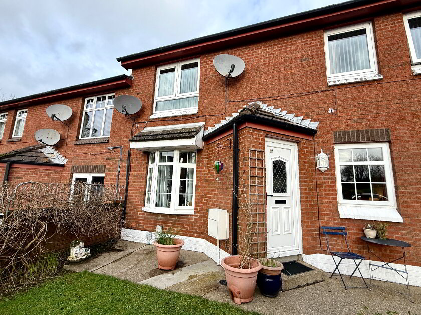 Photo 1 of 52 Earhart Park, Derry