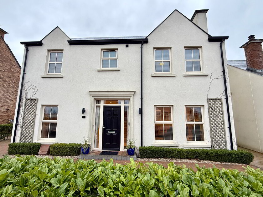 Photo 1 of 4 Oak Country Green, Waterside, Derry