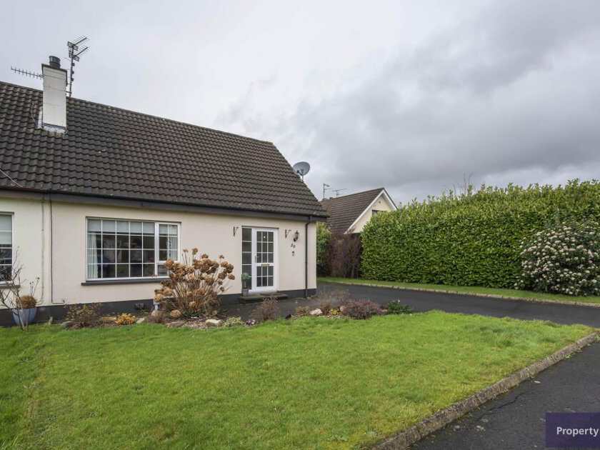 Photo 1 of 20 Linseys Heights, Armagh