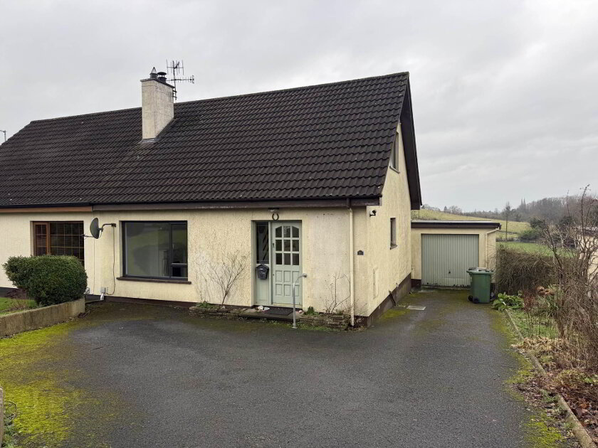 Photo 1 of 21 Linseys Heights, Armagh