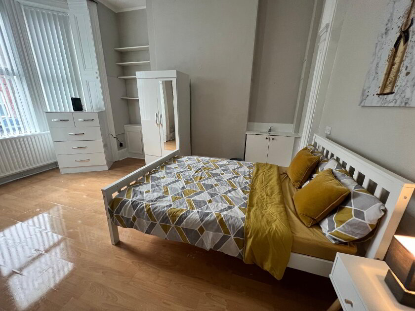 Photo 1 of Camden Street, Room 1, All Bills Included, Belfast