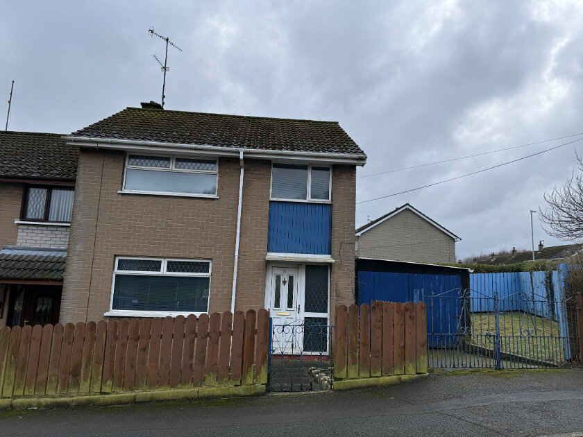 Photo 1 of 39 Waterside, Lisburn