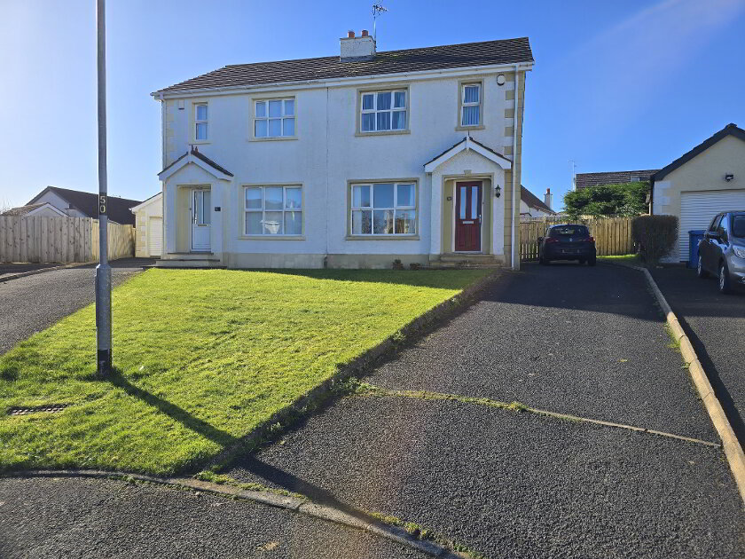 Photo 1 of 69 Bush Crescent, Bushmills