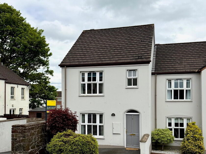 Photo 1 of 4 Village Court, Moira