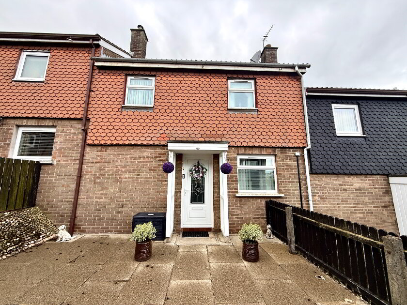 Photo 1 of 30 Lincoln Courts, Waterside, L'Derry