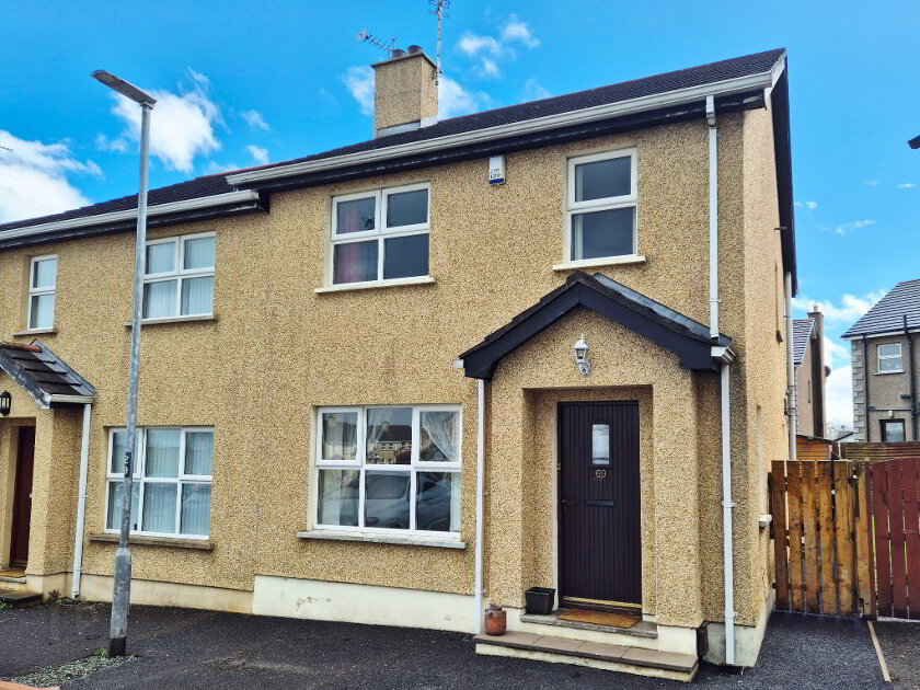 Photo 1 of 69 Cairnhill, Coleraine
