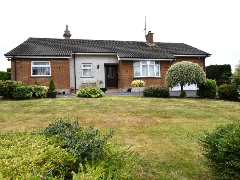 Photo 1 of 4 Monument Park, Royal Hillsborough