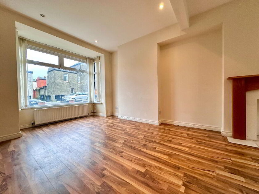 Photo 1 of 31 Imperial Drive, Belfast