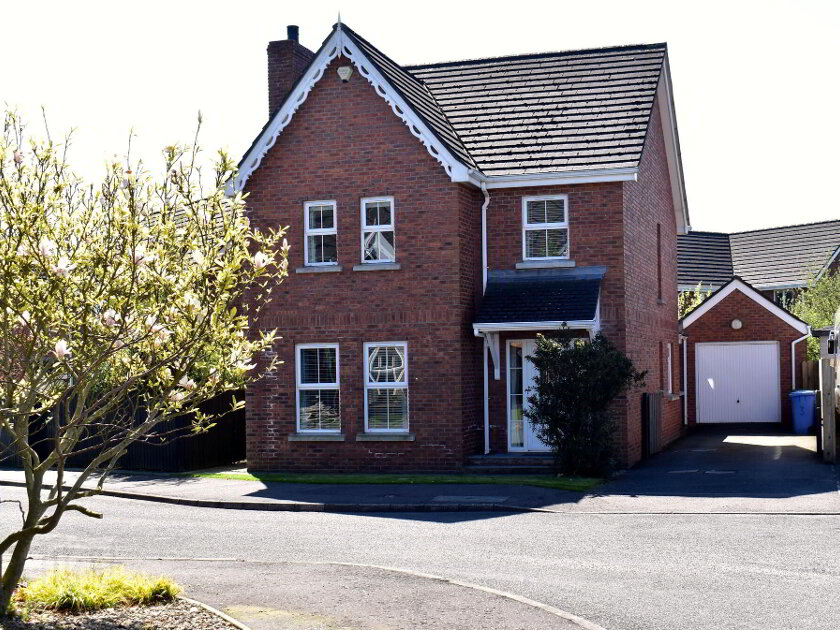 Photo 1 of 31 Wellington Park Avenue, Maghaberry