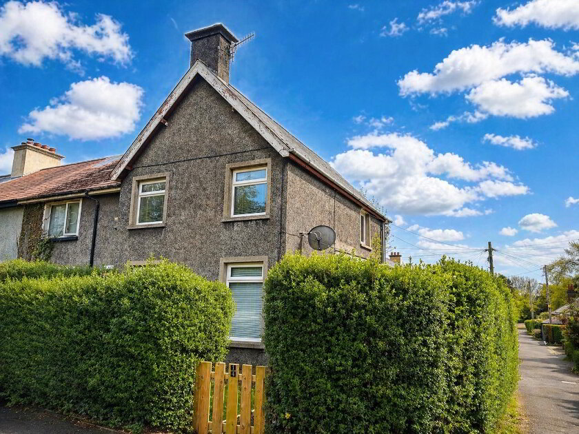 Photo 1 of 14 Sycamore Drive, Jordanstown