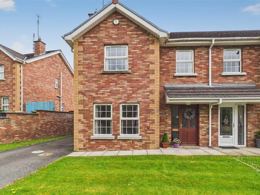Photo 1 of 15 Meadow Bank, Banbridge