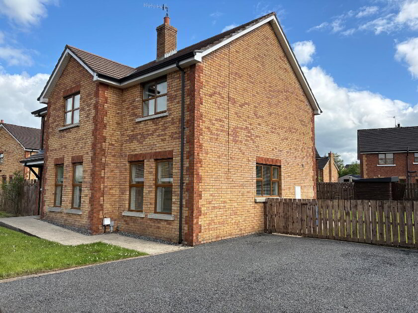 Photo 1 of 19 Castletown Court, Strabane
