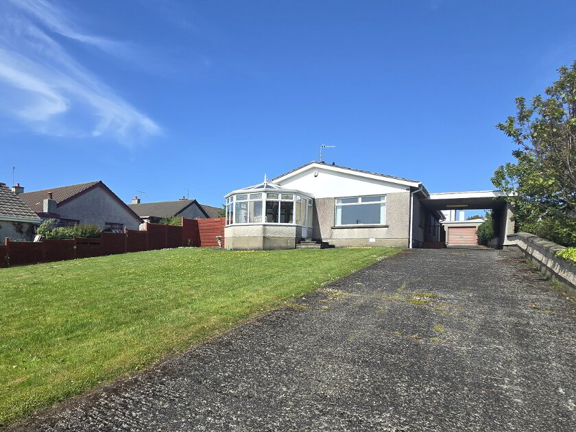 Photo 1 of 4 Meadow Park, Portballintrae, Bushmills