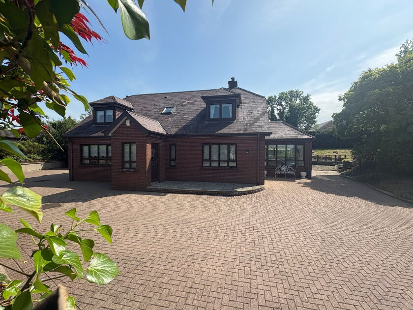 Photo 1 of 11b Glenview Park, Strabane