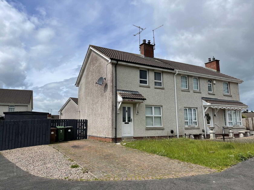 Photo 1 of 7 Ardmore Close, Armagh