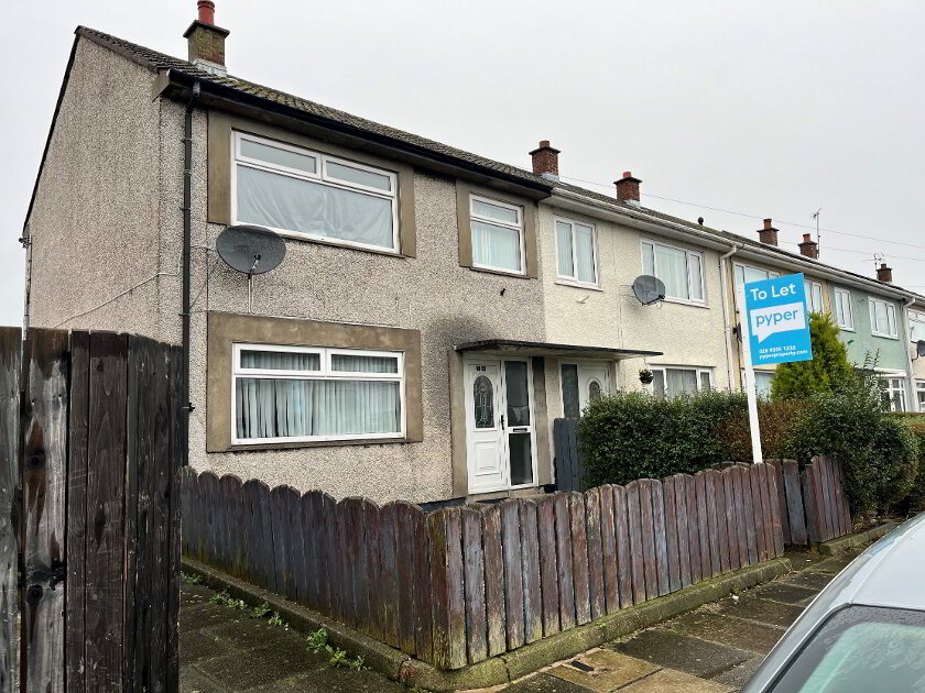 Photo 1 of 19 Cedar Park, Carrickfergus