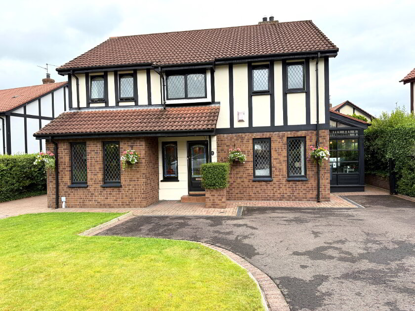 Photo 1 of 28 Templegrove, Derry