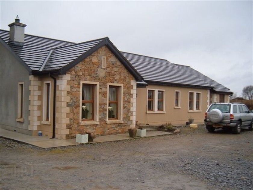 Photo 1 of 9a Laragh Lane, Roscor