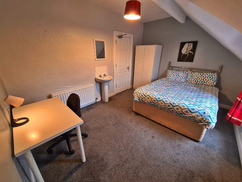 Photo 1 of Room 4, 9 Chadwick Street, Lisburn Road, Belfast
