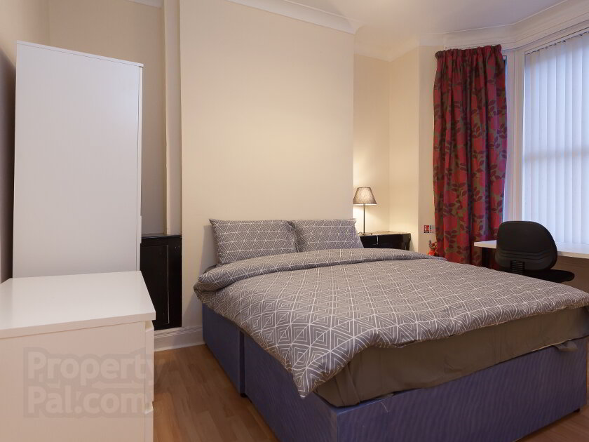 Photo 1 of Room 1, 21 Willowbank Gardens, North Belfast, Belfast