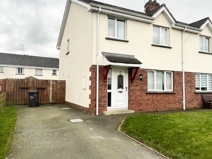 Photo 1 of 43 Navan Court, Armagh