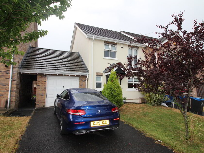 Photo 1 of 32 Mount Eagles Way, Belfast