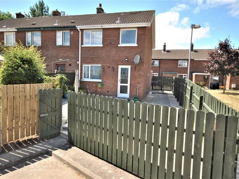 Photo 1 of 62 Ladas Way, Castlereagh, Belfast