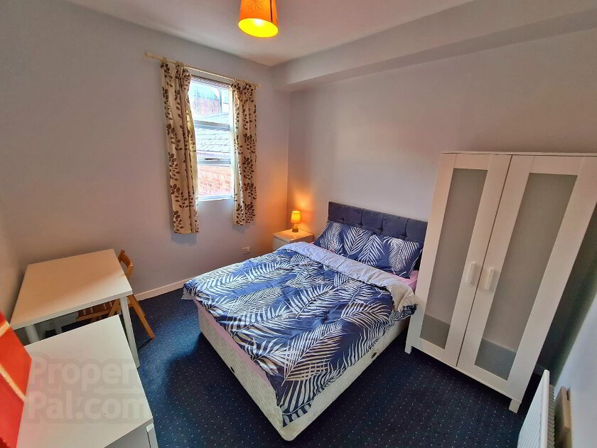 Photo 1 of 2 Apt For Rent, 8 Wellesley Ave, Belfast