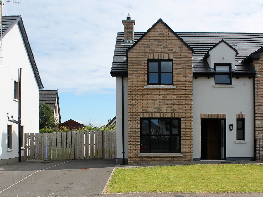 Photo 1 of 3 Parian Way, Belleek