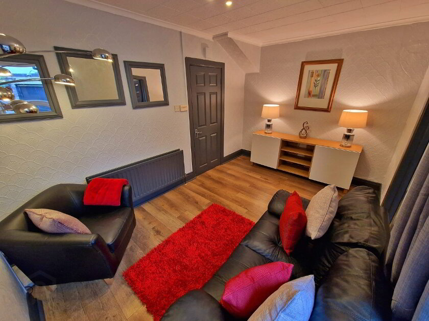 Photo 1 of House For Rent, 132 Broadway, Belfast