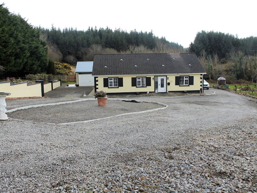 Photo 1 of Bradoge Cottage, 17 Cornahaltie Road, Brollagh, Belleek