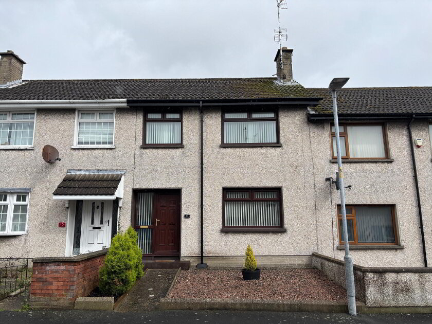Photo 1 of 17 Cambrai Drive, Waringstown