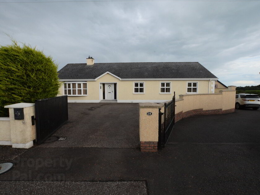 Photo 1 of 16 Sheers Place, Cabragh, Dungannon