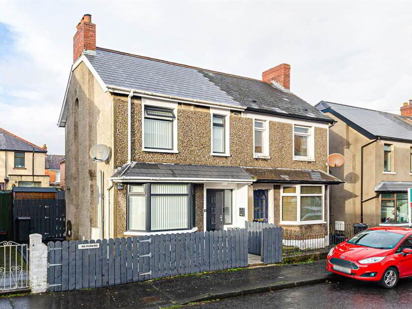 Photo 1 of 15 Willowholme Drive, Cregagh Road, Belfast