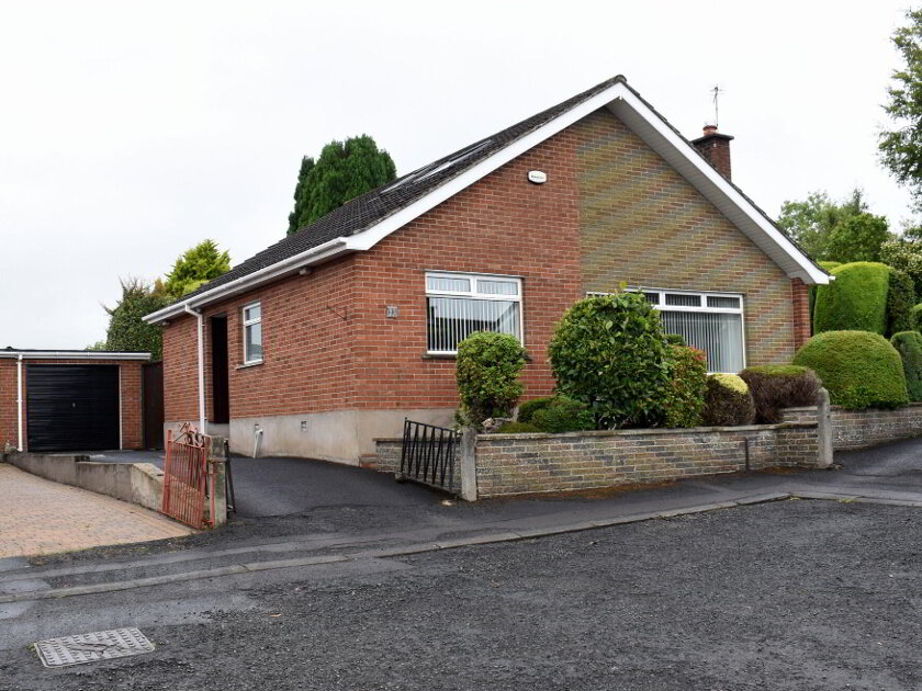 Photo 1 of 11 Thornleigh Close, Lisburn