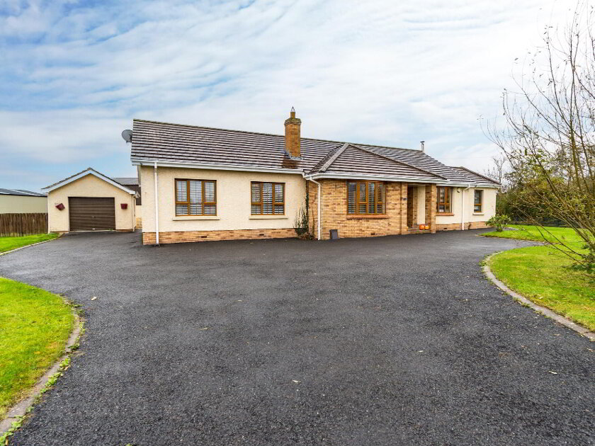 Photo 1 of Bungalow With Range Of Outbuildings, 3b Boghead Bridge Road, Aghalee