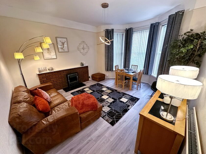 Photo 1 of Apartment For Rent, 18 Rosemount Gardens, Belfast