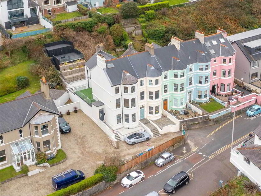 Photo 1 of 170 Seacliff Road, Bangor