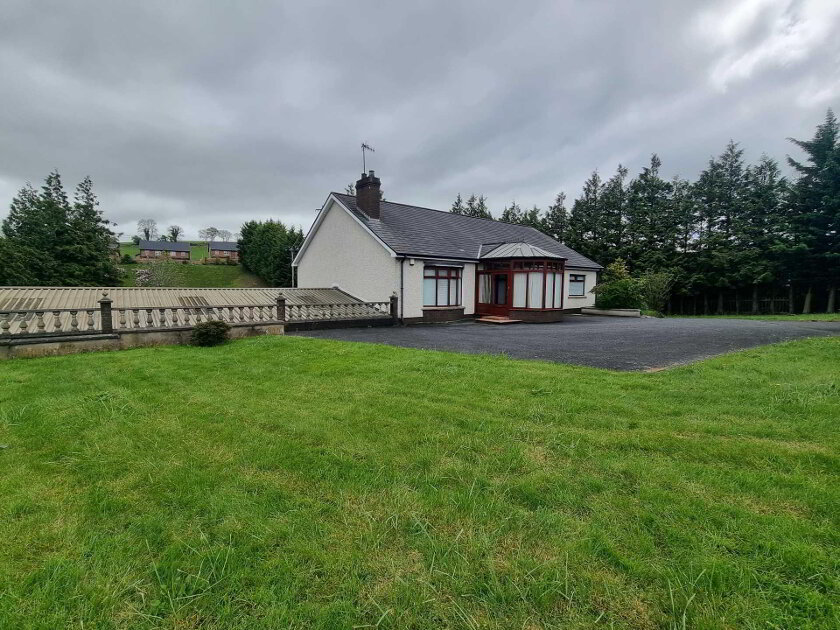 Photo 1 of 8 Ballynahonemore Road, Armagh