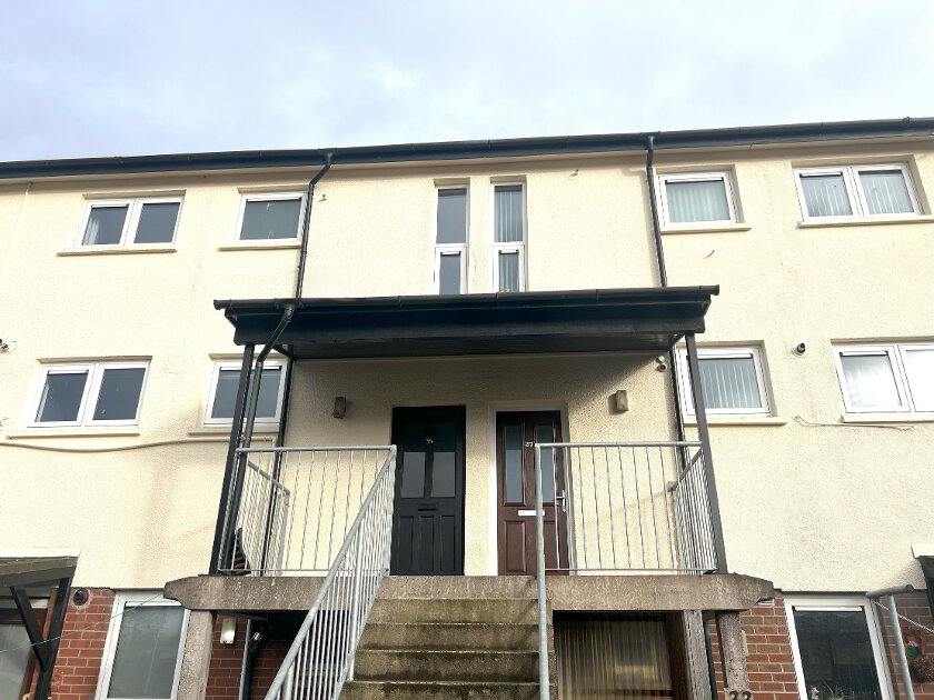 Photo 1 of 39 Tonagh Drive, Lisburn