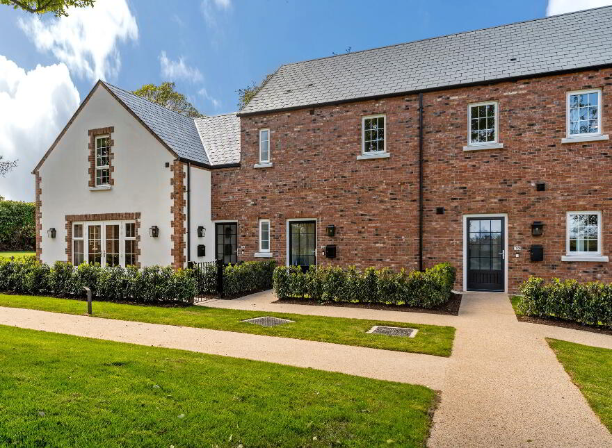 The Courtyard, Cromlyn Wood, Royal Hillsborough