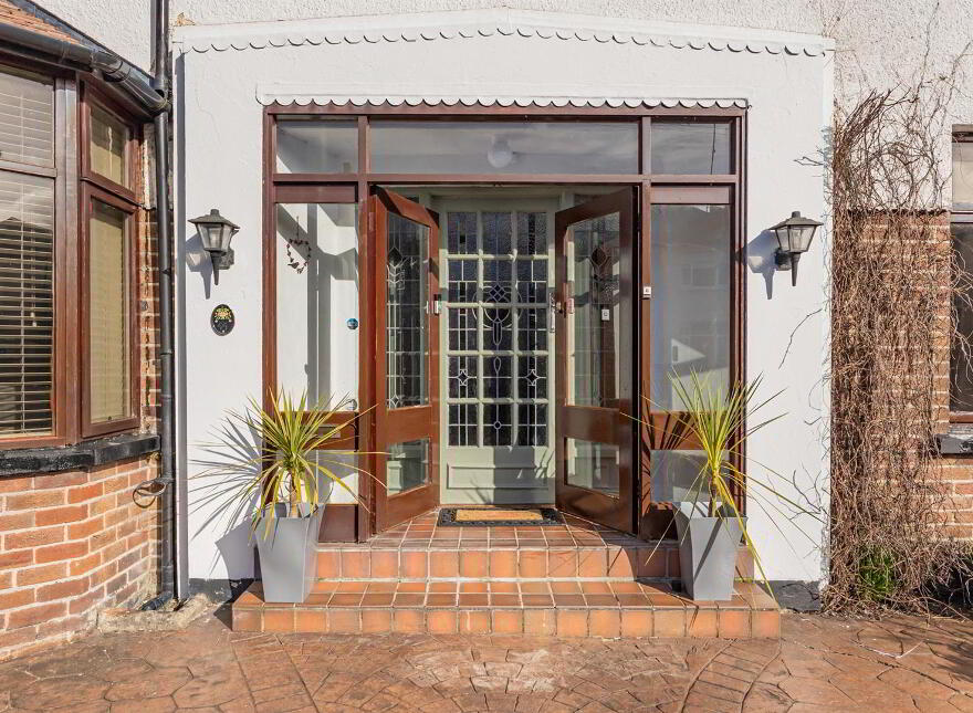 44 Maryville Park, Belfast, BT9 6LP