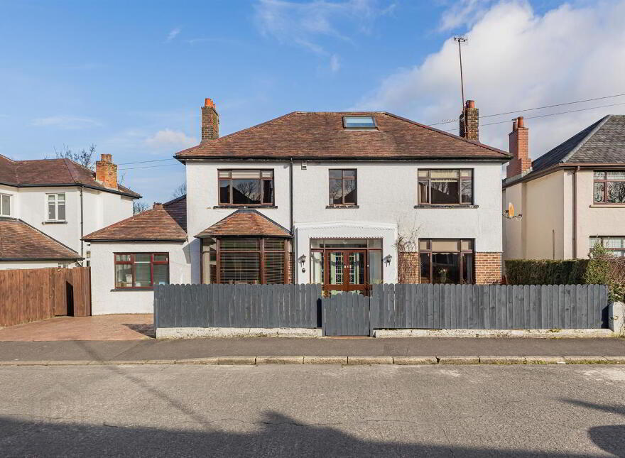 44 Maryville Park, Belfast, BT9 6LP
