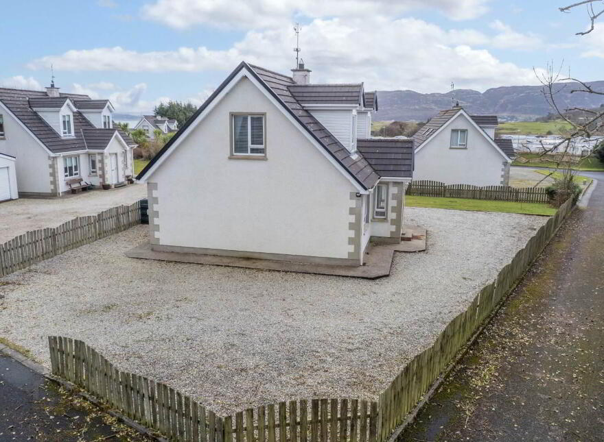 1 Drumhill Estate, Portsalon, F92FK60