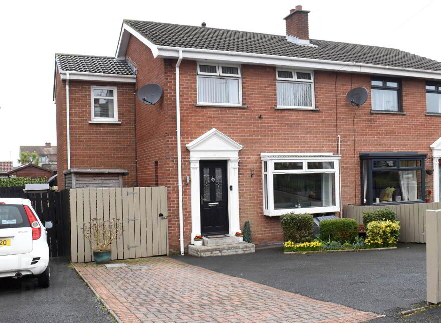 30 Ringhaddy Drive, Newtownards, BT23 8XB photo