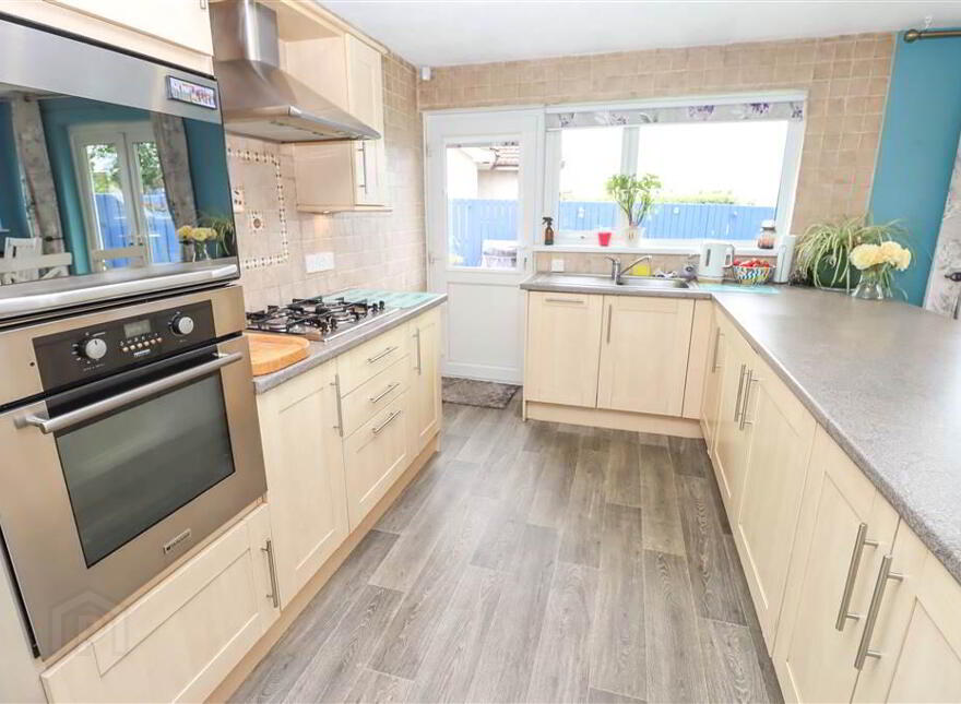 4 Woodcroft Rise, Belfast, BT5 7PP