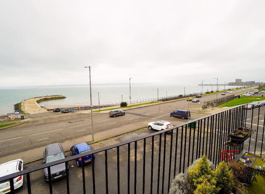 9 Greenedge, Green Street, Carrickfergus, BT38 7DS