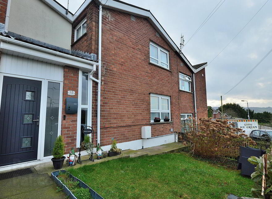 15 Elm Drive, Newtownards, BT23 4HF photo