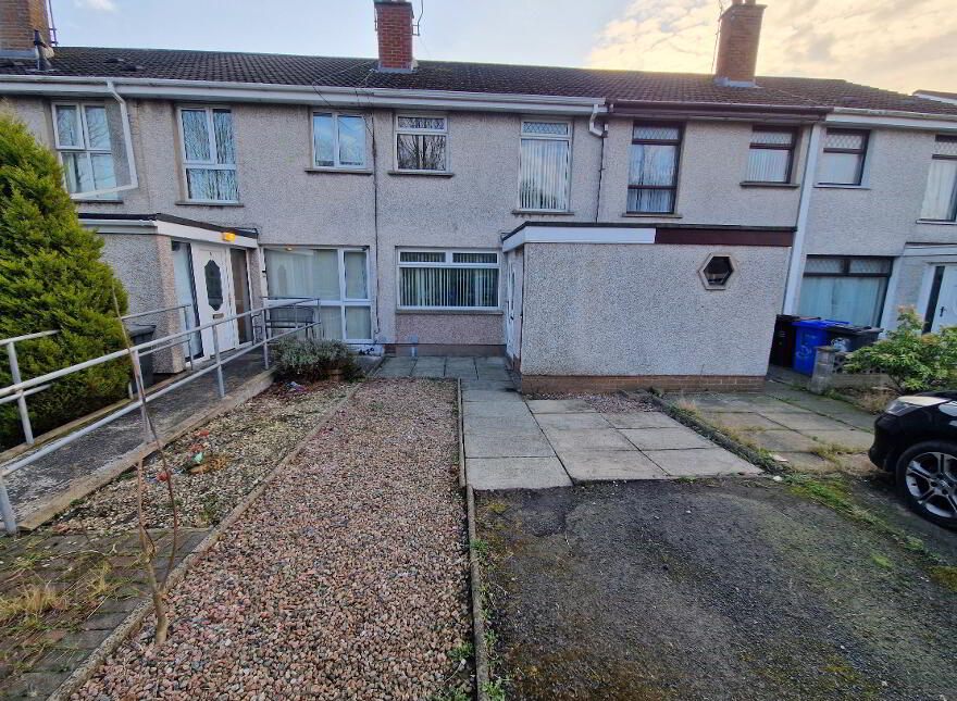 4 Briarhill, Antrim, BT41 4HE photo