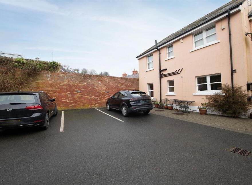 2 The Quay, Strangford, BT30 7NH